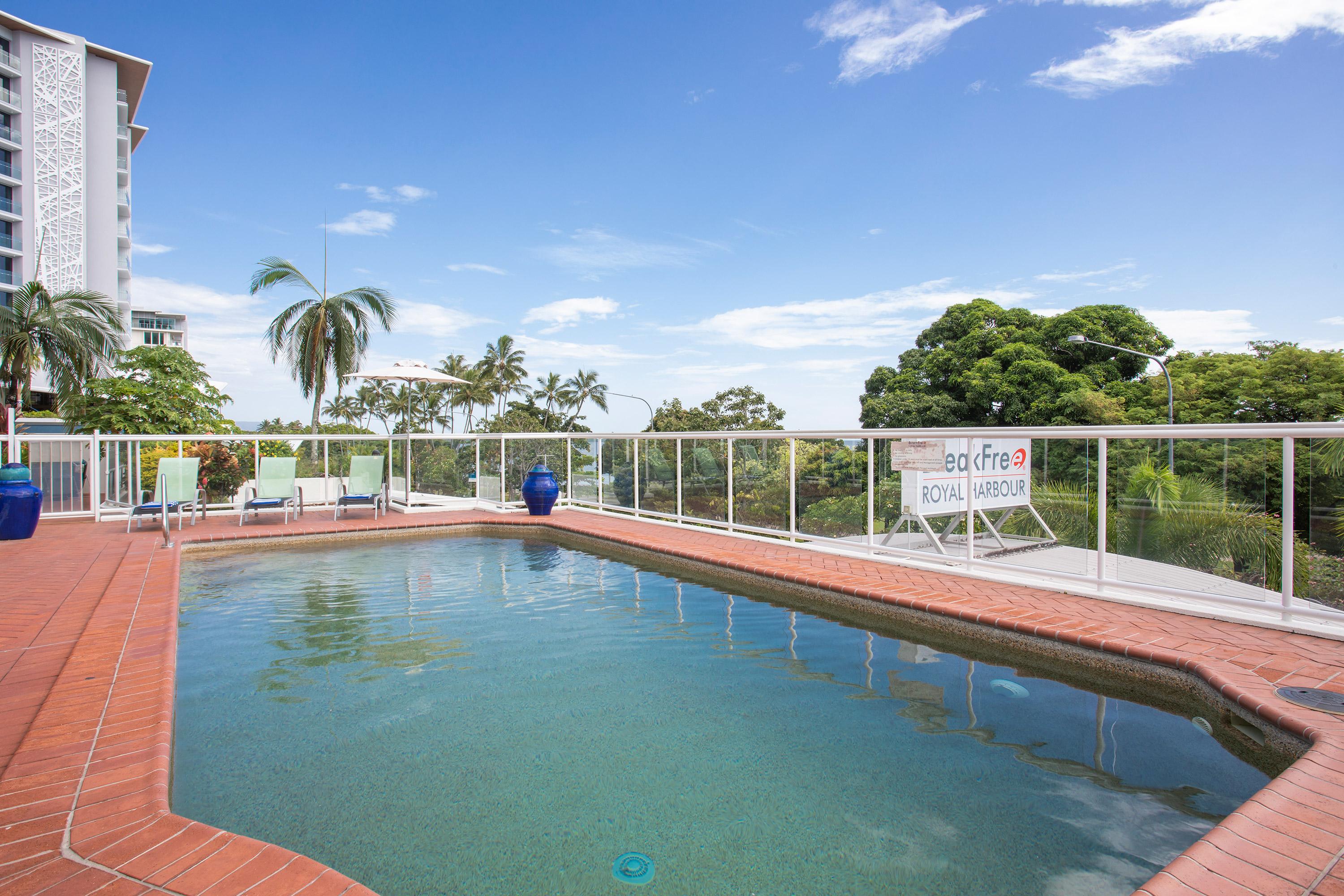 Aparthotel Breakfree Royal Harbour Cairns Exterior foto