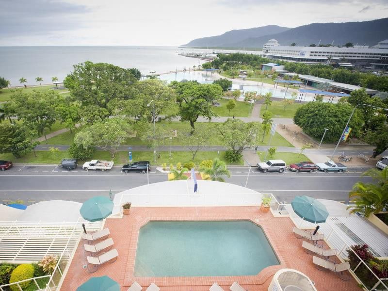 Aparthotel Breakfree Royal Harbour Cairns Exterior foto