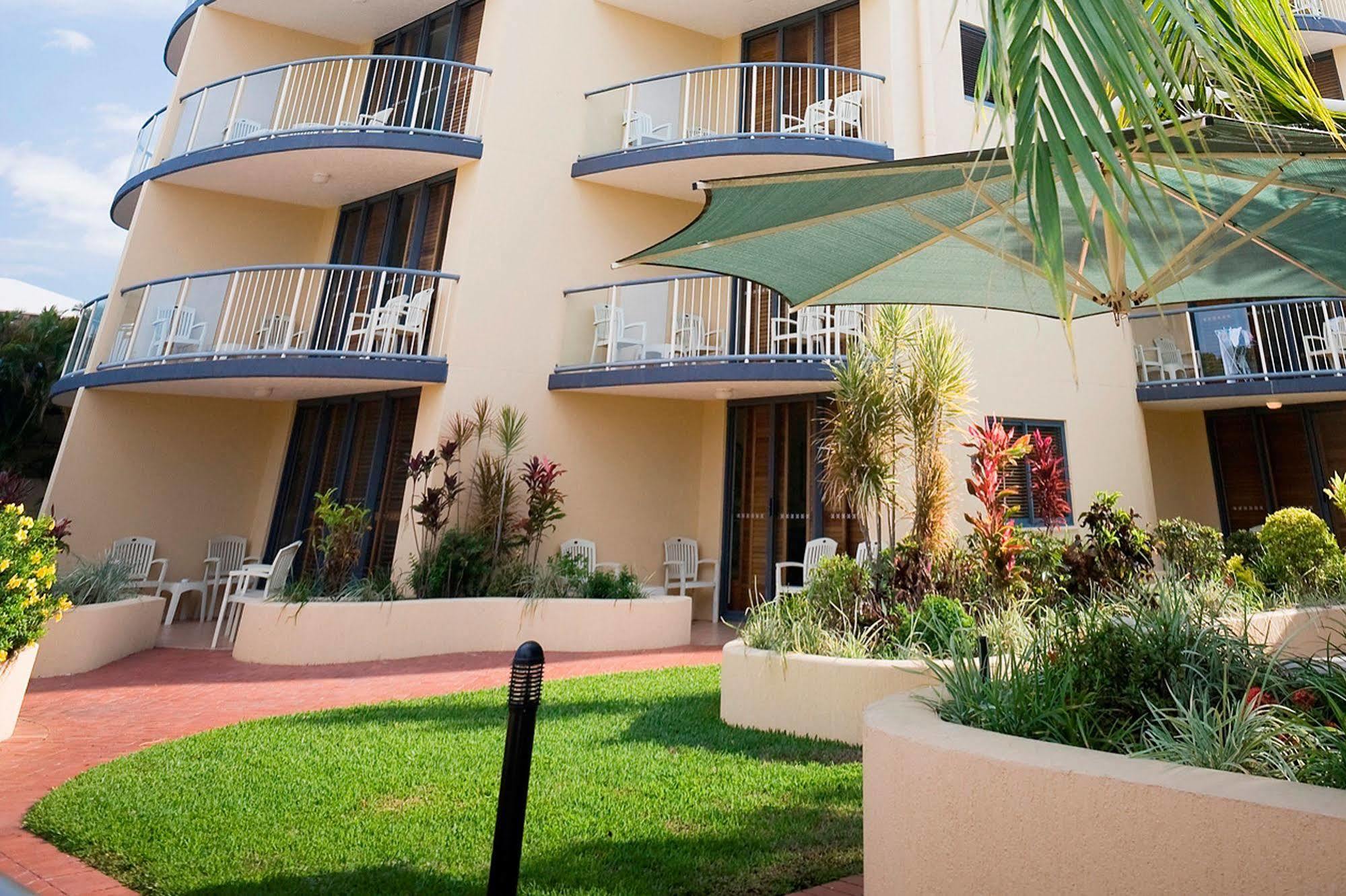 Aparthotel Breakfree Royal Harbour Cairns Exterior foto